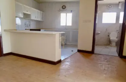 صورة لـ مطبخ شقة - 2 غرف نوم - 2 حمامات للايجار في القضيبية - المنامة - محافظة العاصمة ، صورة رقم 1