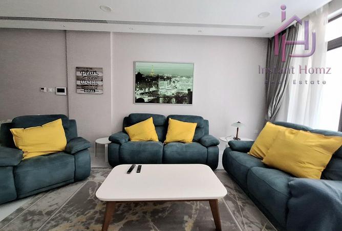 987467 - Property Image 2