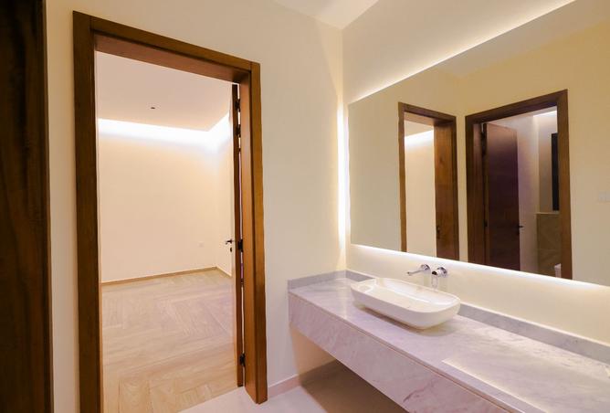 969683 - Property Image 3