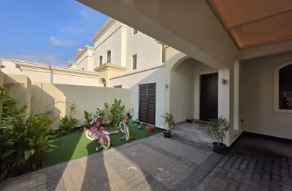 فيلا - 3 غرف نوم - 4 حمامات للبيع في ديار المحرق - المحرق