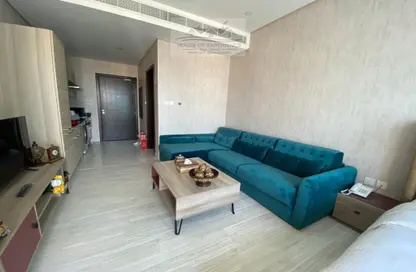 Apartment - 1 Bathroom for sale in Busaiteen - Muharraq Governorate