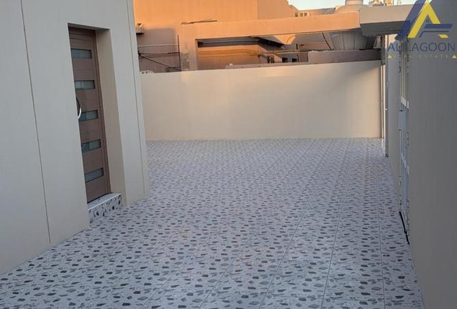 969849 - Property Image 3