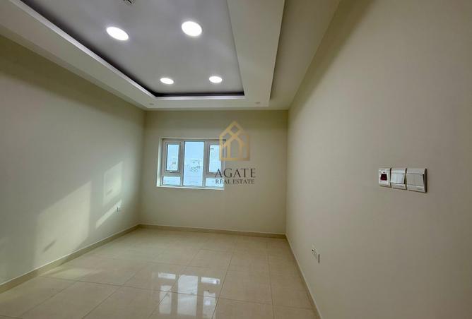 953364 - Property Image 2