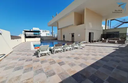 Apartment - 1 Bedroom - 2 Bathrooms for rent in Al Juffair - Capital Governorate