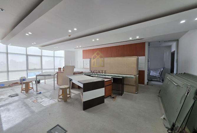 974229 - Property Image 3