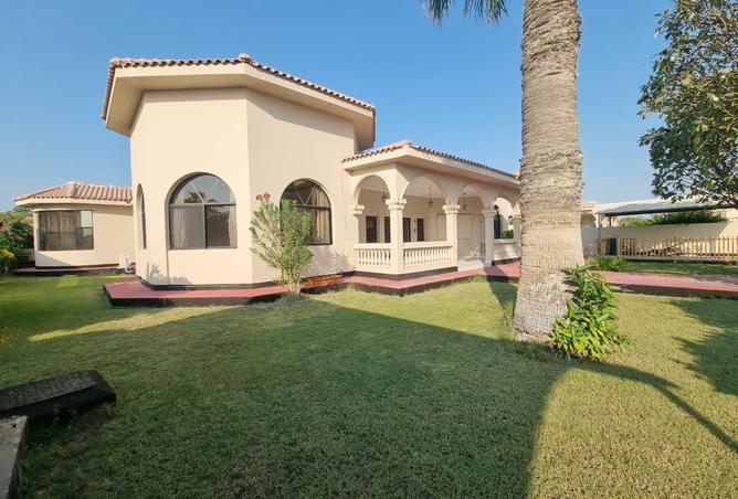 978108 - Property Image 2