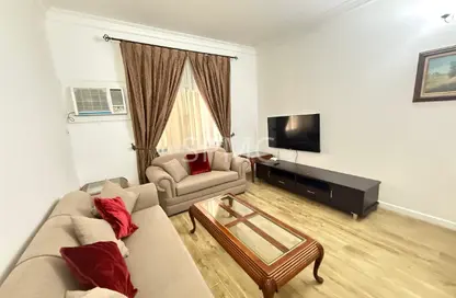 Apartment - 2 Bedrooms - 2 Bathrooms for rent in Al Juffair - Capital Governorate
