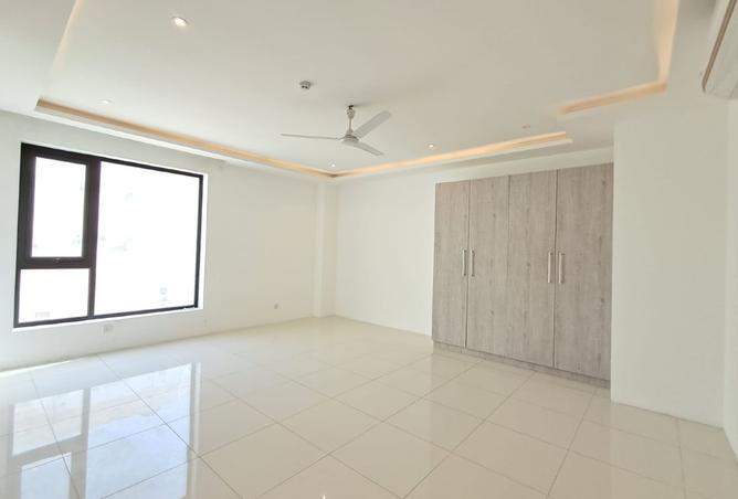 992493 - Property Main Image
