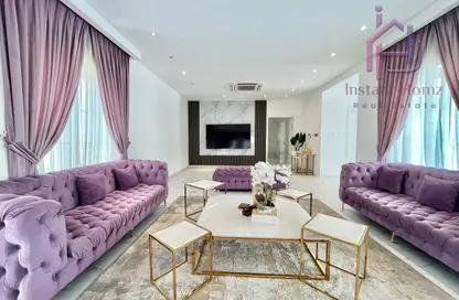 Villa - 3 Bedrooms - 5 Bathrooms for sale in Dumistan - Northern Governorate