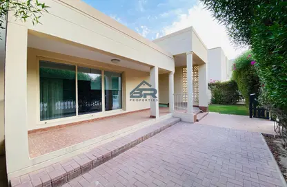 Compound - 3 Bedrooms - 2 Bathrooms for rent in Saar - Northern Governorate