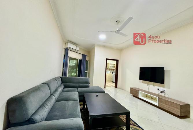 985872 - Property Main Image