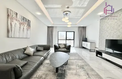 Apartment - 2 Bedrooms - 2 Bathrooms for rent in Al Juffair - Capital Governorate