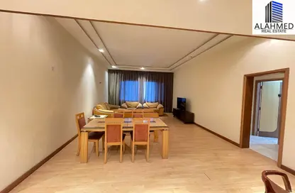 Apartment - 3 Bedrooms - 4 Bathrooms for rent in Al Juffair - Capital Governorate