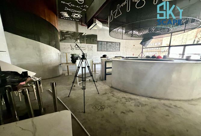 983266 - Property Image 2