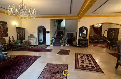 Villa - 5 Bedrooms - 6 Bathrooms for sale in Al Juffair - Capital Governorate