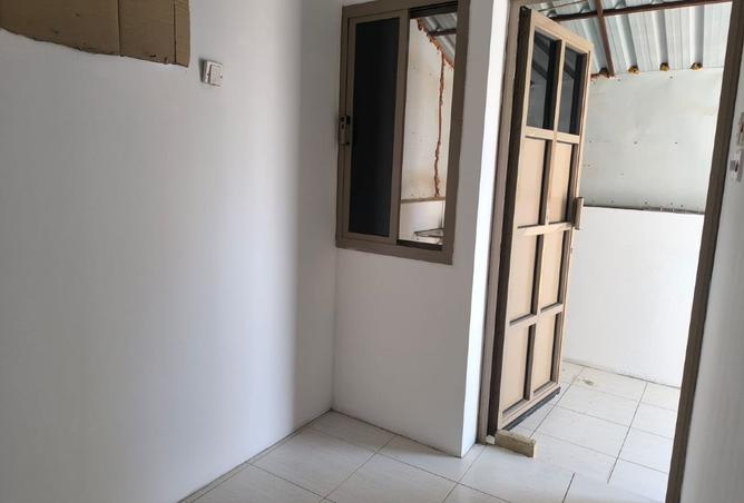 952343 - Property Image 2