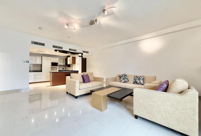 989300 - Property Main Image