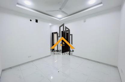 Office Space - Studio - 2 Bathrooms for rent in Hidd - Muharraq Governorate