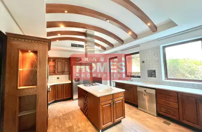 Villa - 4 Bedrooms - 5 Bathrooms for rent in Saar - Northern Governorate