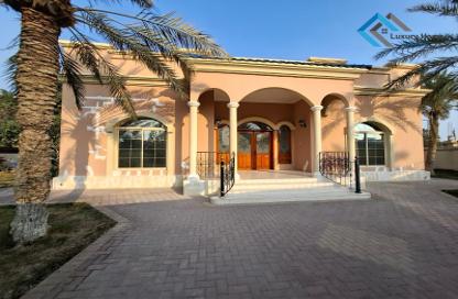 Villa - 4 Bedrooms - 3 Bathrooms for rent in Saar - Northern Governorate