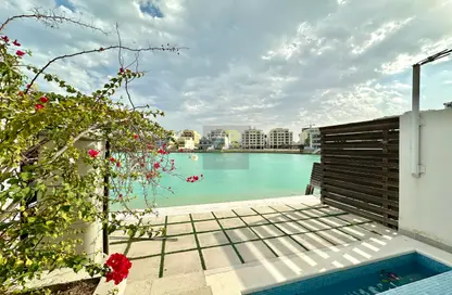 Villa - 5 Bedrooms - 6 Bathrooms for rent in Amwaj Avenue - Amwaj Islands - Muharraq Governorate