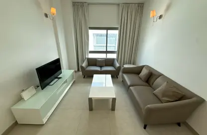Apartment - 2 Bedrooms - 2 Bathrooms for rent in Al Juffair - Capital Governorate
