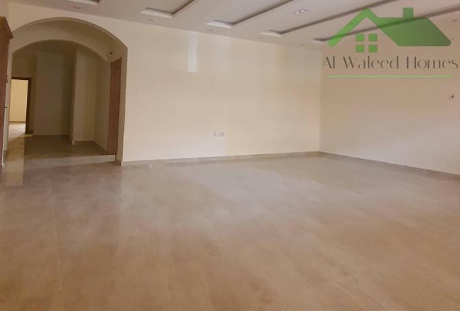 941717 - Property Image 3