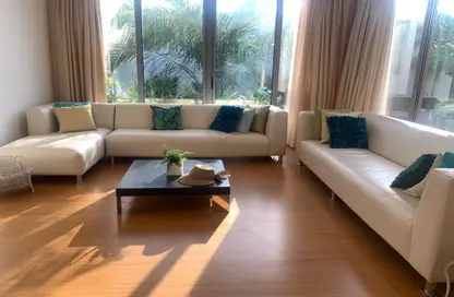Villa - 3 Bedrooms - 3 Bathrooms for rent in Durrat Al Bahrain - Southern Governorate