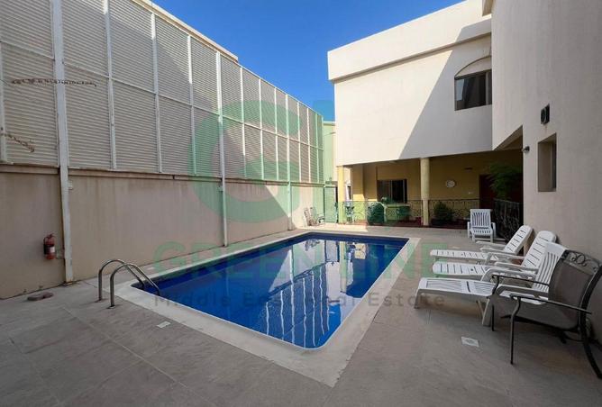 962857 - Property Image 2