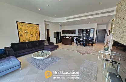 Apartment - 2 Bedrooms - 3 Bathrooms for sale in Al Juffair - Capital Governorate