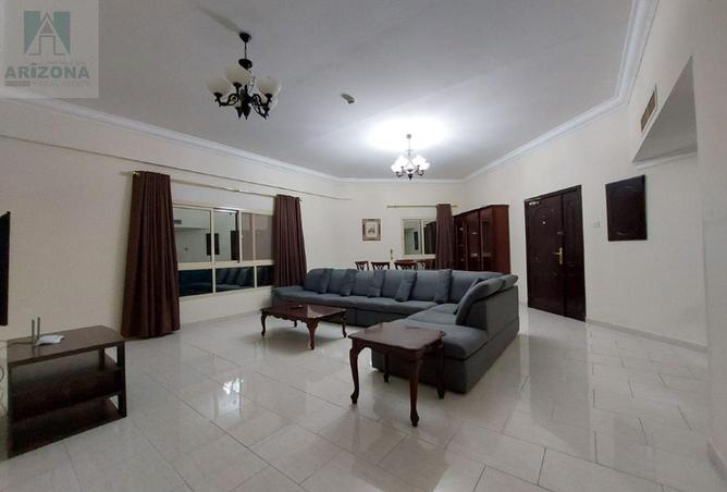 978464 - Property Main Image