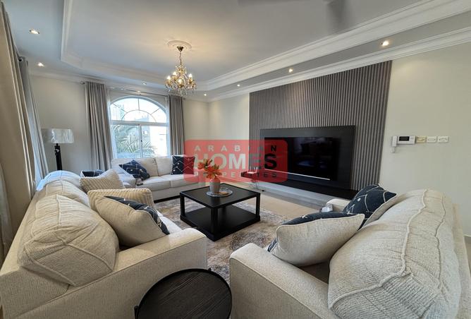 950184 - Property Image 2