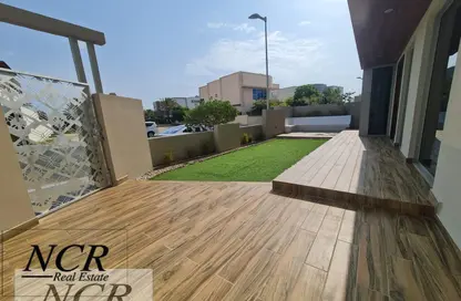 Villa - 4 Bedrooms - 5 Bathrooms for rent in Najma - Amwaj Islands - Muharraq Governorate