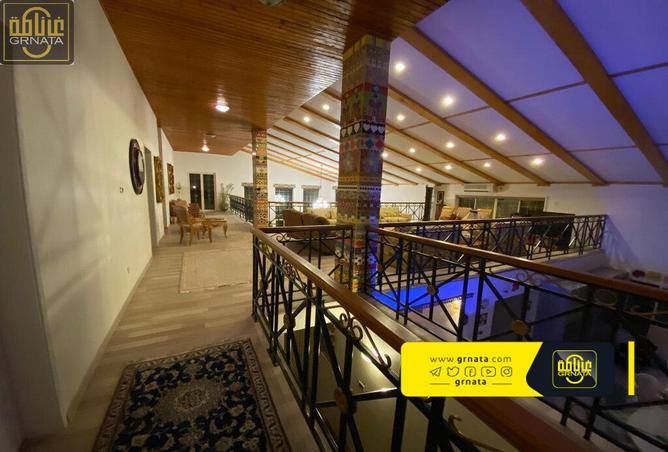 698074 - Property Image 2