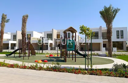 Villa - 4 Bedrooms - 5 Bathrooms for rent in Saar - Northern Governorate