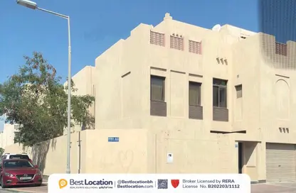 فيلا - 5 غرف نوم - 4 حمامات للبيع في نبيه صالح - محافظة العاصمة