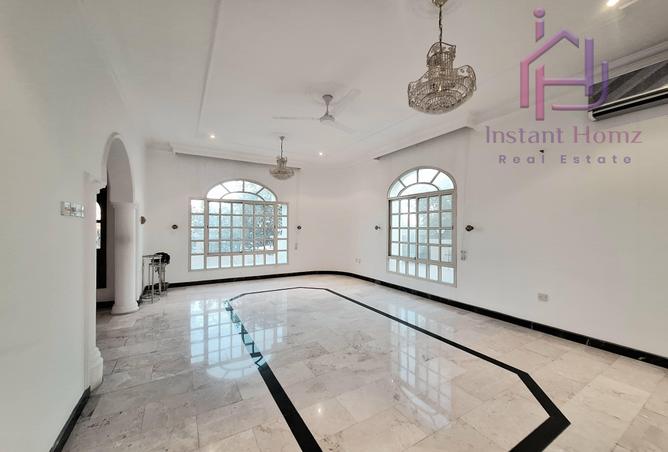 978659 - Property Image 2