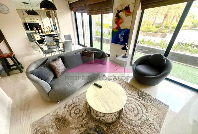 955542 - Property Image 2