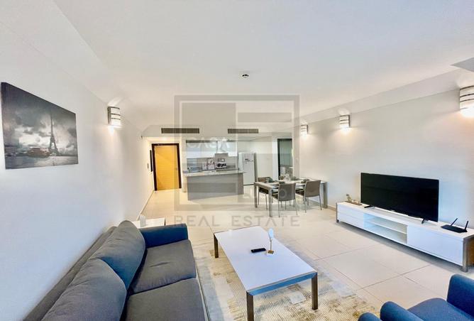 967555 - Property Image 2