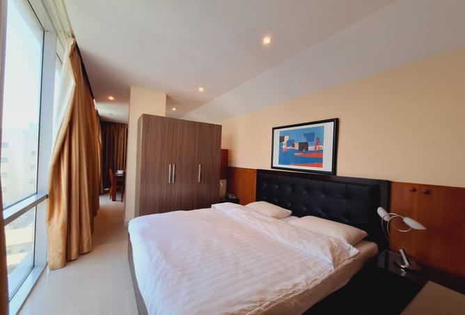 957839 - Property Image 2