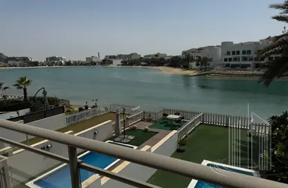 Villa - 2 Bedrooms - 3 Bathrooms for sale in Tala Island - Amwaj Islands - Muharraq Governorate