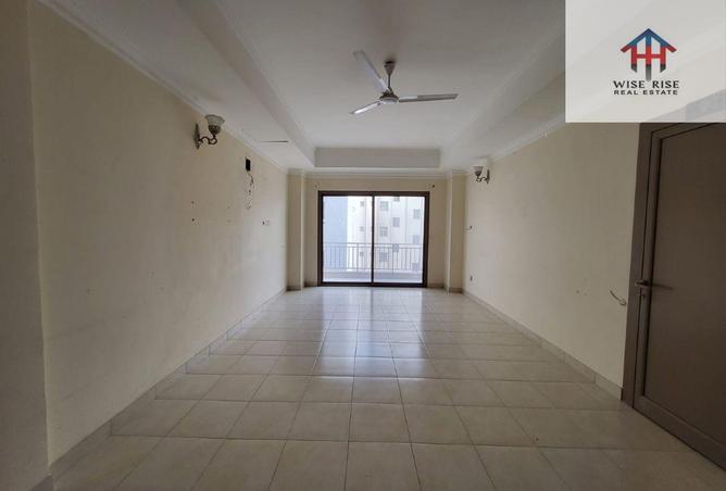989188 - Property Main Image