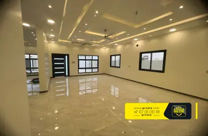 Villa - 4 Bedrooms - 5 Bathrooms for sale in Hidd - Muharraq Governorate