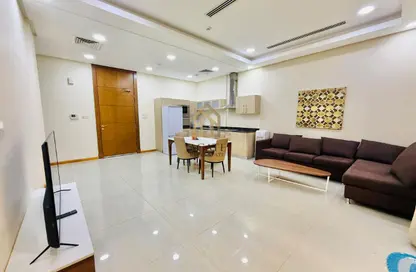 Apartment - 2 Bedrooms - 3 Bathrooms for rent in Amwaj Avenue - Amwaj Islands - Muharraq Governorate