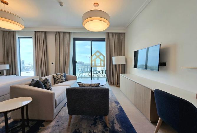 956588 - Property Main Image