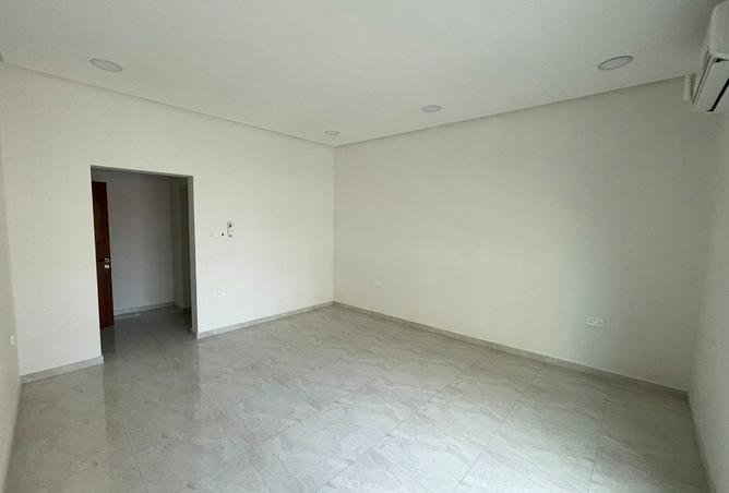 991826 - Property Image 2