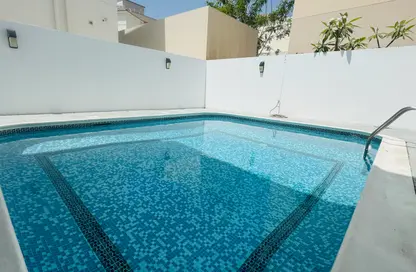 Villa - 3 Bedrooms - 5 Bathrooms for rent in Mahooz - Manama - Capital Governorate
