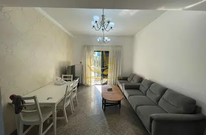 Apartment - 2 Bedrooms - 2 Bathrooms for rent in Mahooz - Manama - Capital Governorate