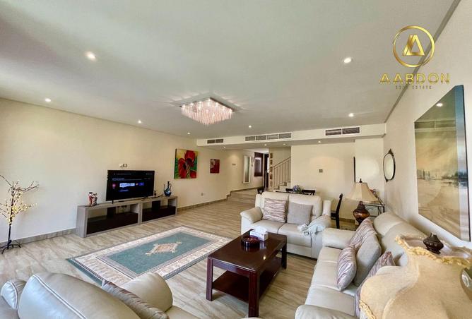960387 - Property Image 3