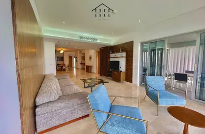 شقة - 2 غرف نوم - 3 حمامات للبيع في جزيرة الريف - محافظة العاصمة